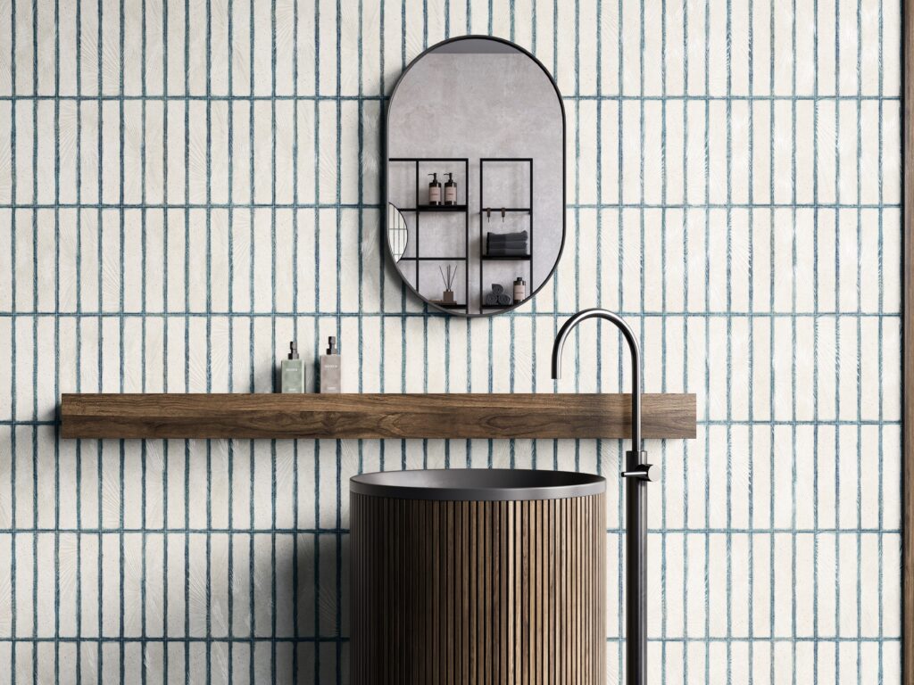 The Starlight collection stands out for its compact, textured design, ideal for creating surfaces with refined details. Its subtle color variations add an elegant and sophisticated touch.