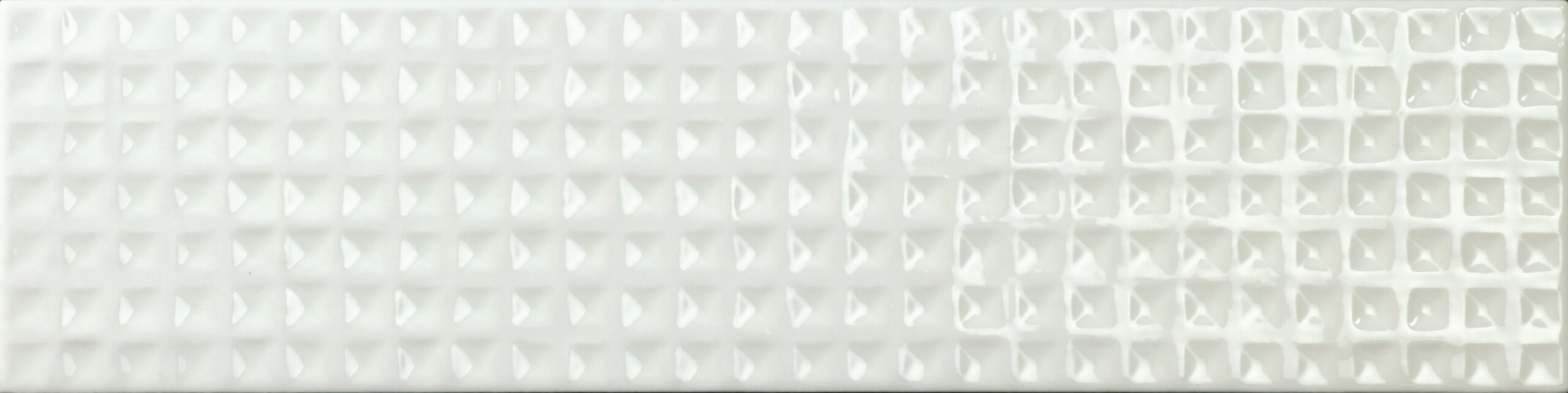 Cubik Base Off White Glossy 7,5x30